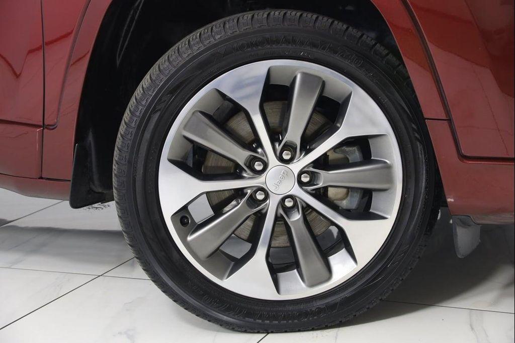 used 2019 Jeep Cherokee car, priced at $15,500