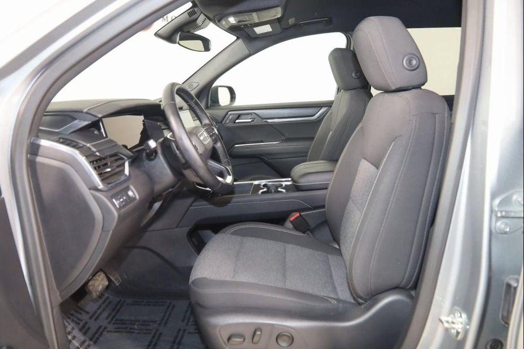 used 2025 GMC Acadia car, priced at $36,490