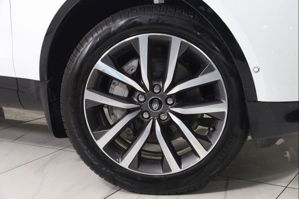 used 2023 Land Rover Discovery car, priced at $33,500