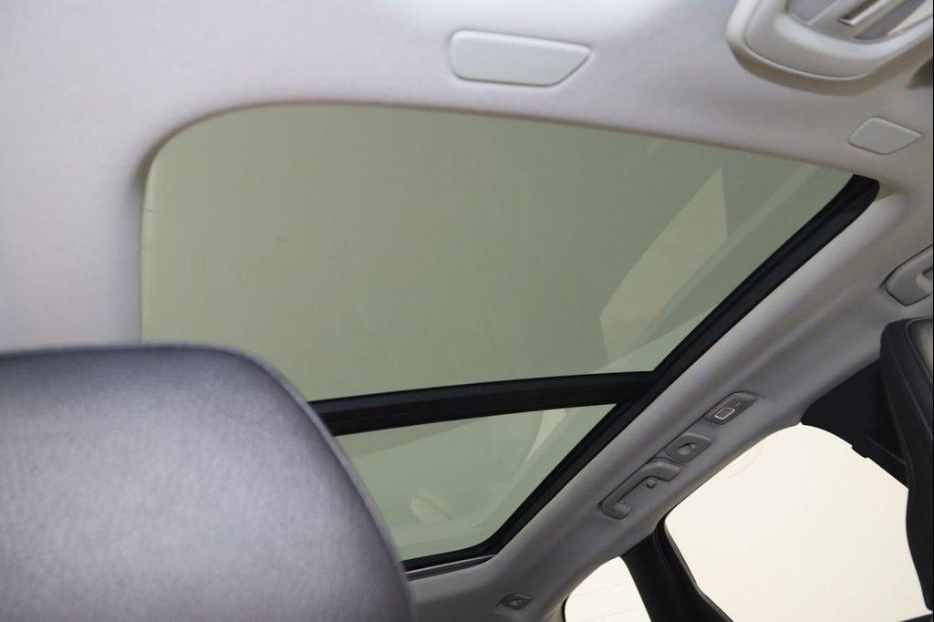 used 2022 Volvo XC60 car, priced at $31,490