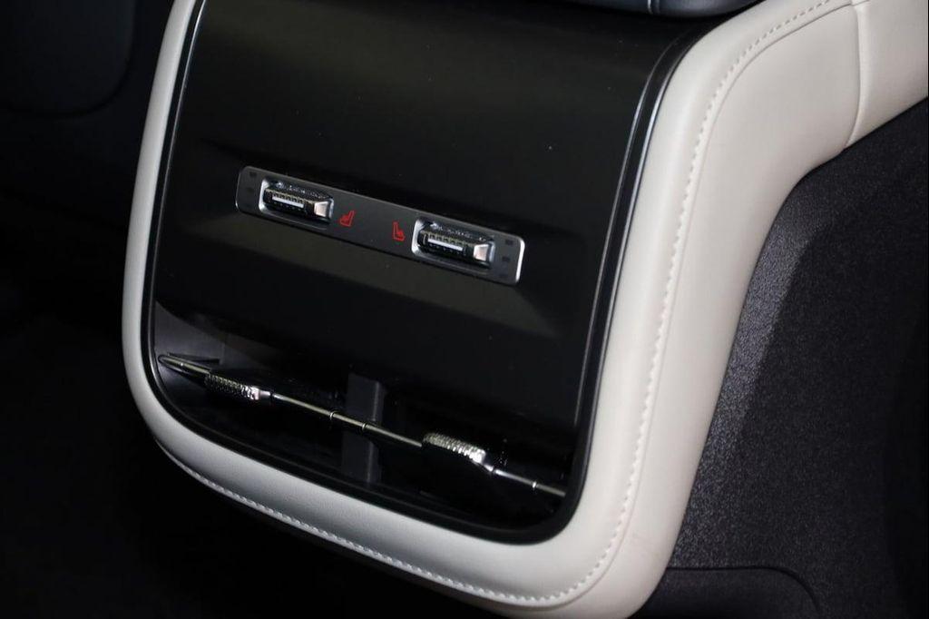 used 2025 Lincoln Nautilus car, priced at $57,990