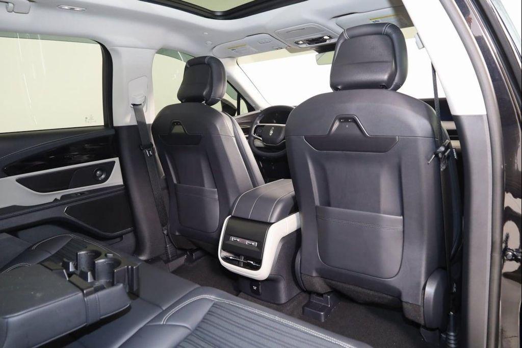 used 2025 Lincoln Nautilus car, priced at $57,990