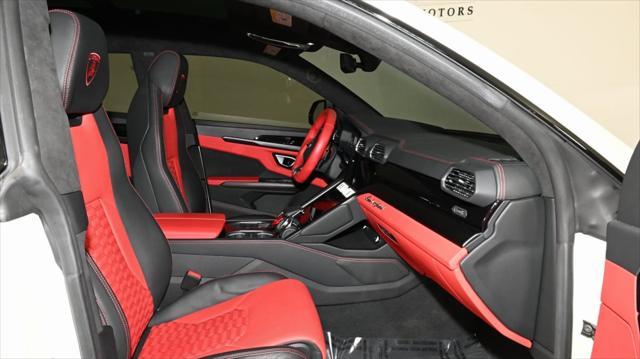 used 2022 Lamborghini Urus car, priced at $227,500