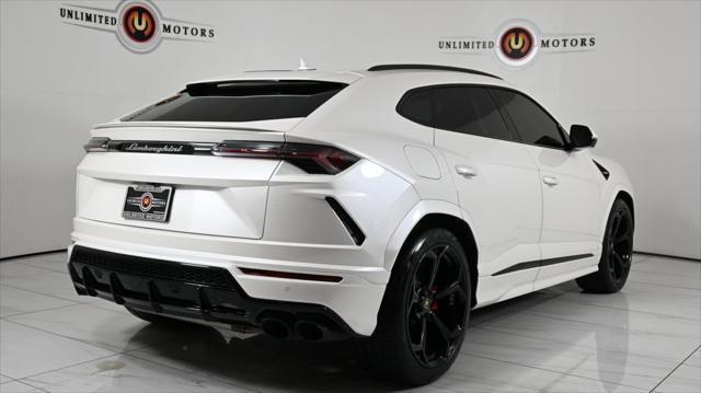 used 2022 Lamborghini Urus car, priced at $227,500