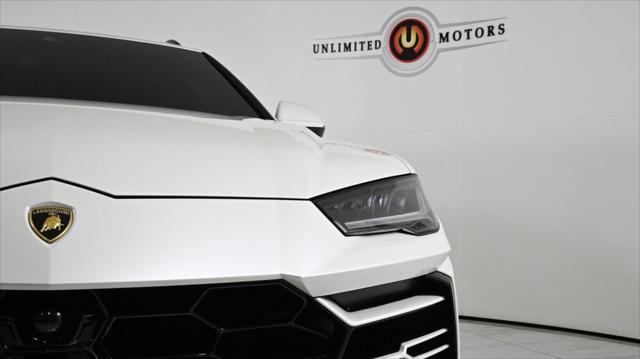 used 2022 Lamborghini Urus car, priced at $227,500