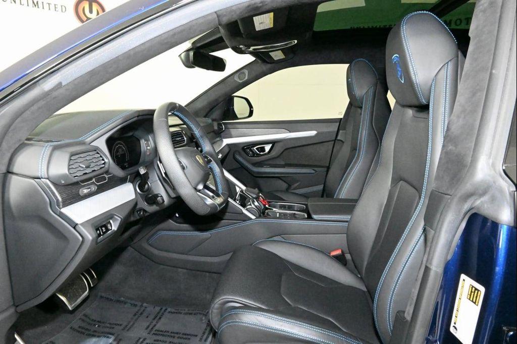 used 2021 Lamborghini Urus car, priced at $210,000