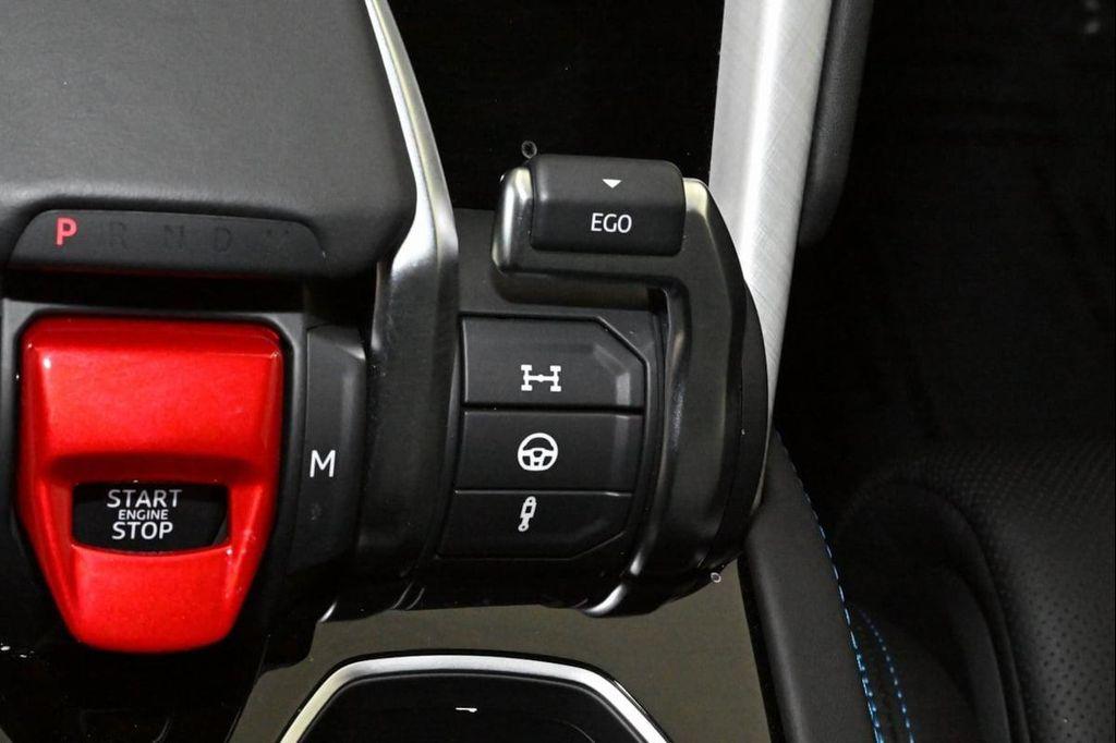 used 2021 Lamborghini Urus car, priced at $210,000