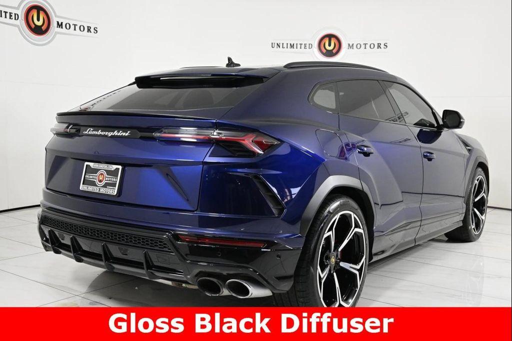 used 2021 Lamborghini Urus car, priced at $210,000