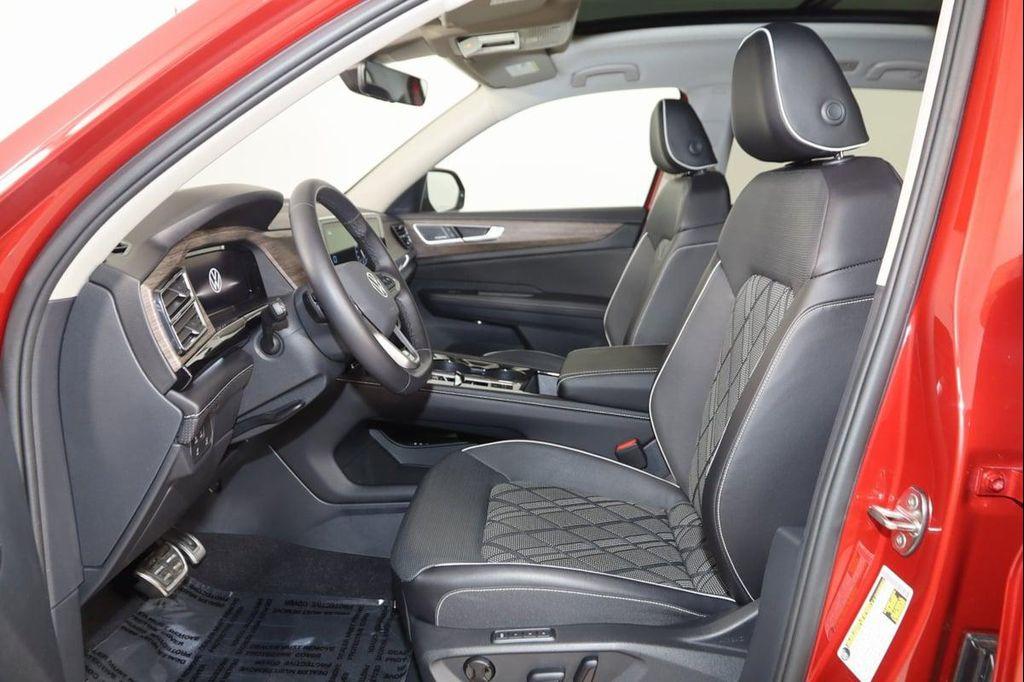 used 2024 Volkswagen Atlas car, priced at $41,990