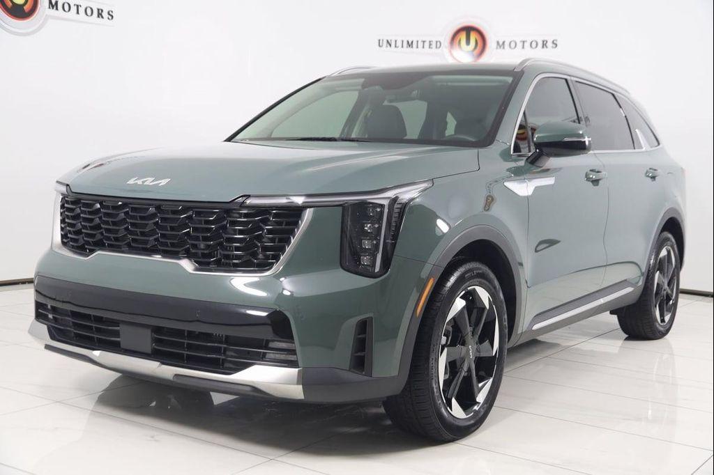 used 2025 Kia Sorento Hybrid car, priced at $35,990