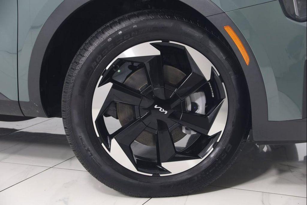 used 2025 Kia Sorento Hybrid car, priced at $35,990