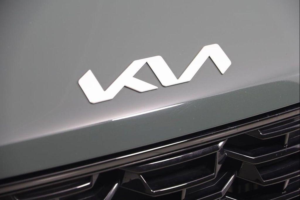 used 2025 Kia Sorento Hybrid car, priced at $35,990