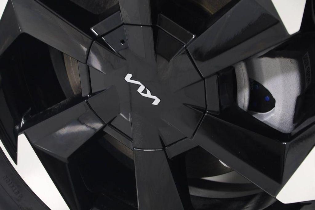 used 2025 Kia Sorento Hybrid car, priced at $35,990