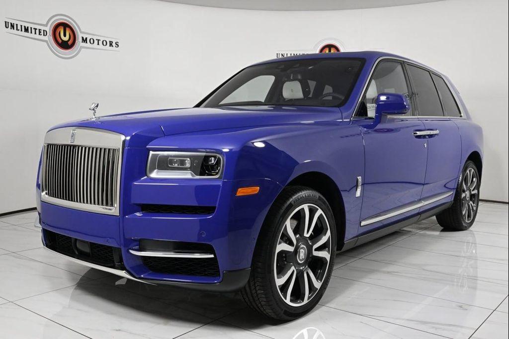 used 2024 Rolls-Royce Cullinan car, priced at $359,000
