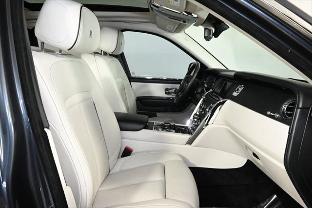 used 2019 Rolls-Royce Cullinan car, priced at $235,000