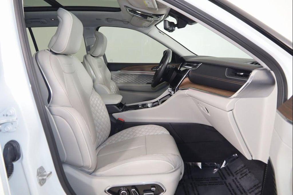 used 2023 Jeep Grand Cherokee car, priced at $41,900