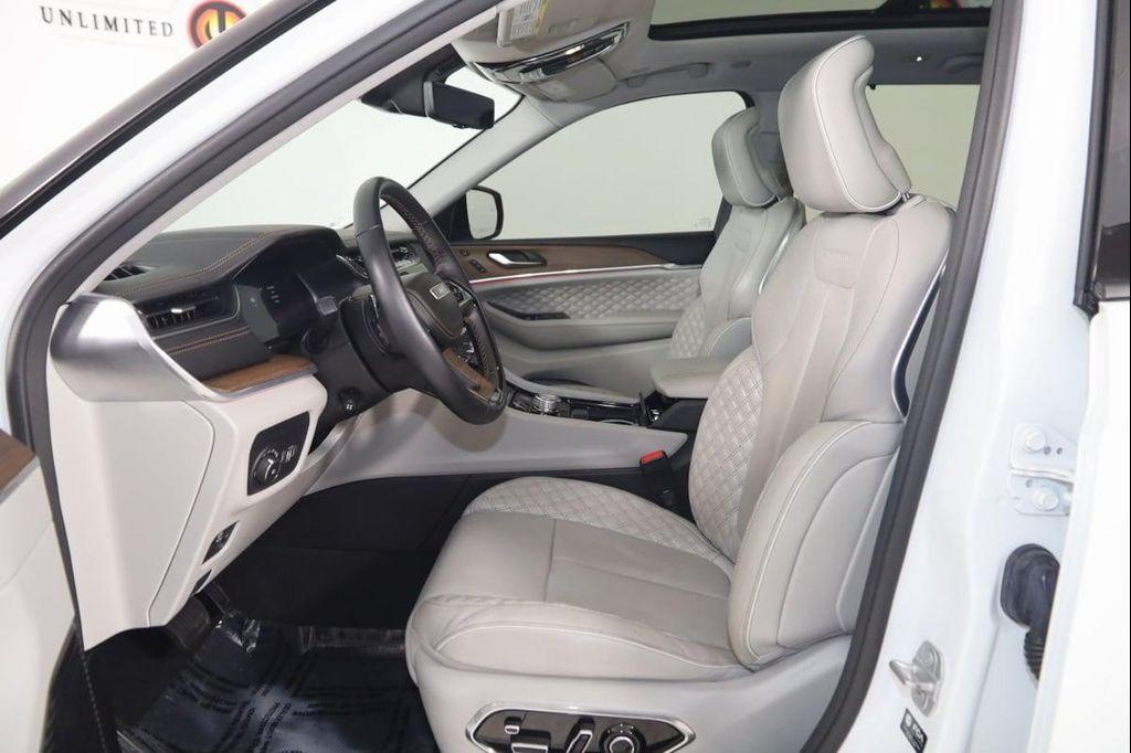 used 2023 Jeep Grand Cherokee car, priced at $41,900