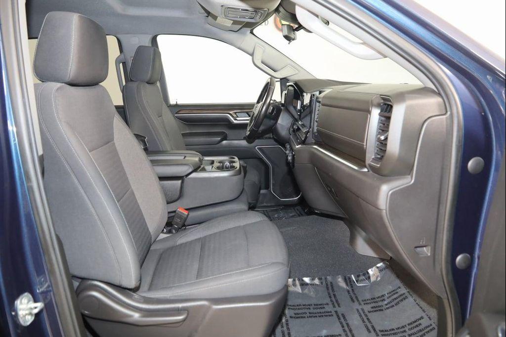 used 2022 Chevrolet Silverado 1500 car, priced at $33,800