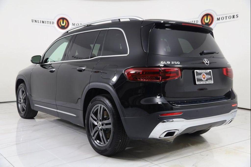 used 2024 Mercedes-Benz GLB 250 car, priced at $36,890