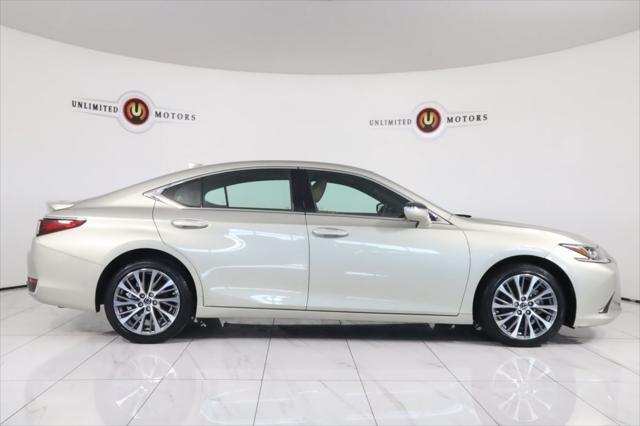 used 2021 Lexus ES 250 car, priced at $32,500