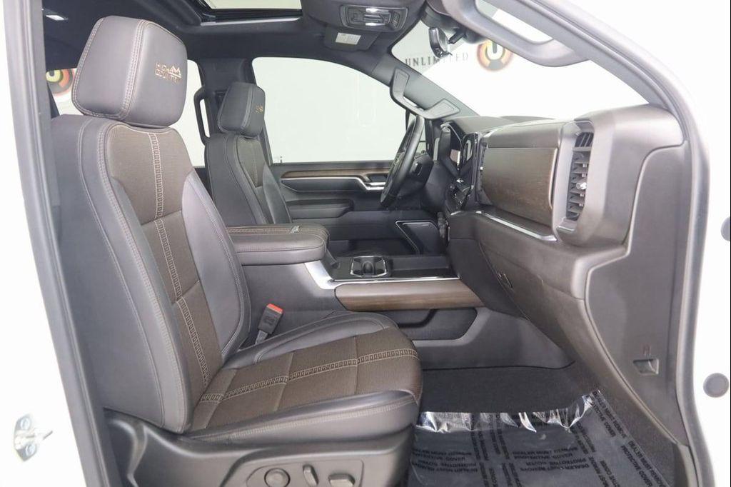 used 2025 Chevrolet Silverado 2500 car, priced at $64,500