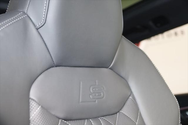 used 2024 Audi SQ8 car, priced at $88,990