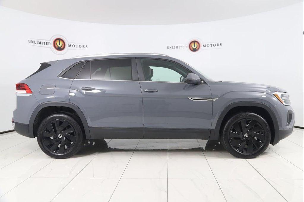 used 2024 Volkswagen Atlas Cross Sport car, priced at $35,500