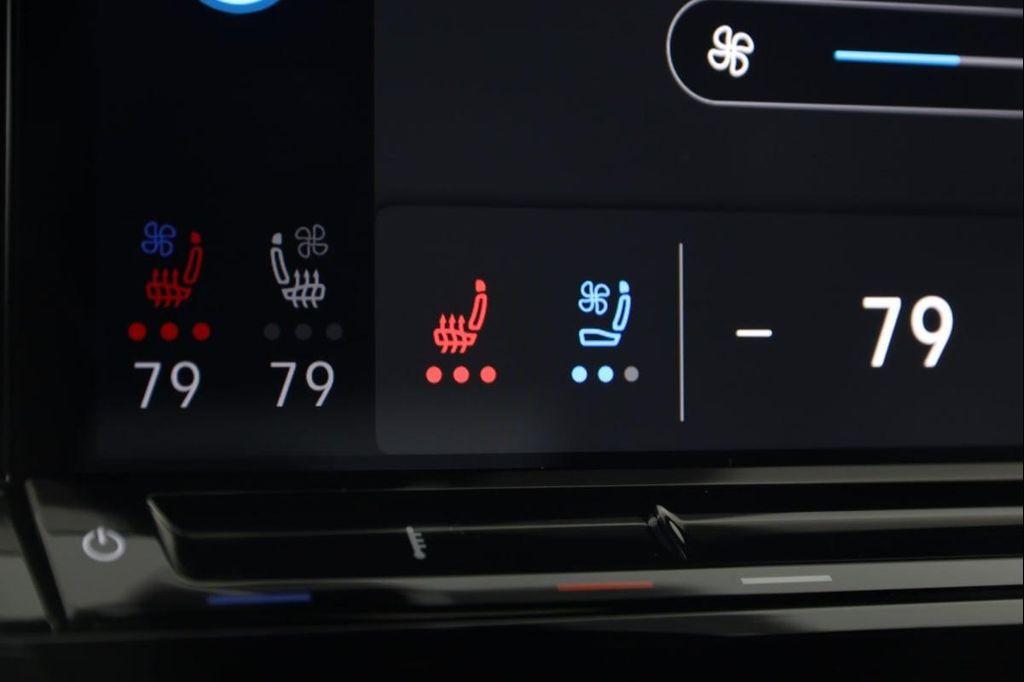 used 2024 Volkswagen Atlas Cross Sport car, priced at $35,500