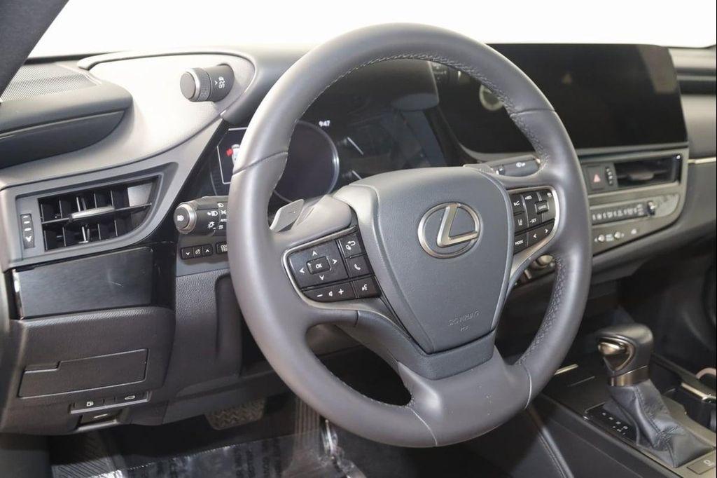 used 2023 Lexus ES 350 car, priced at $38,500