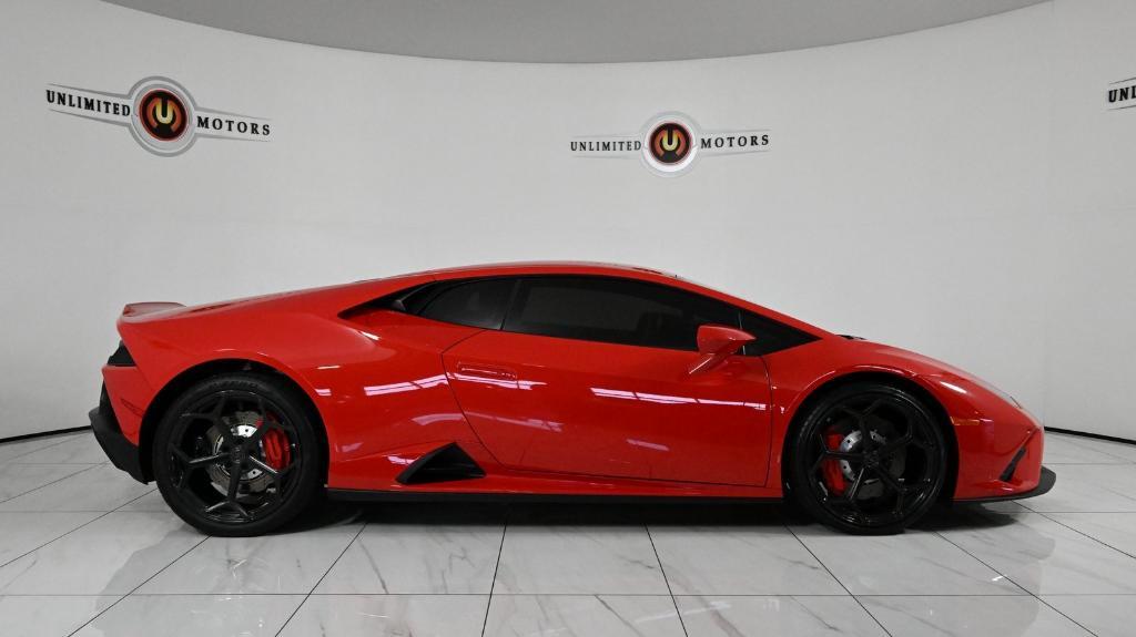 used 2022 Lamborghini Huracan EVO car, priced at $277,500