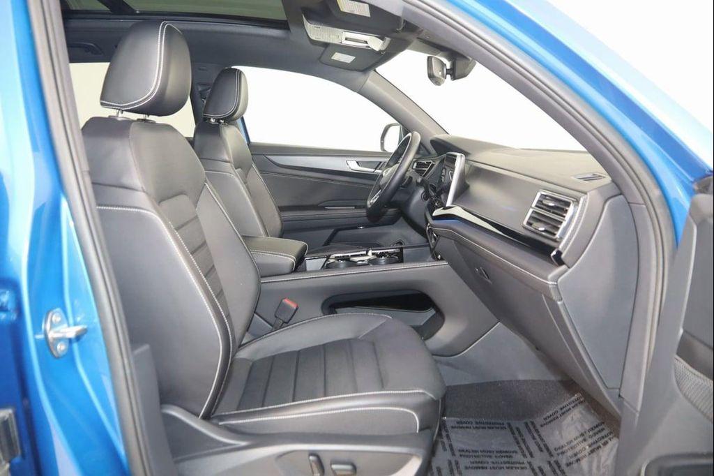 used 2024 Volkswagen Atlas Cross Sport car, priced at $38,990