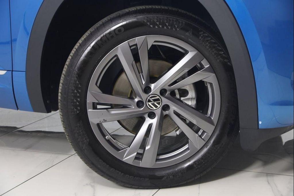used 2024 Volkswagen Atlas Cross Sport car, priced at $38,990