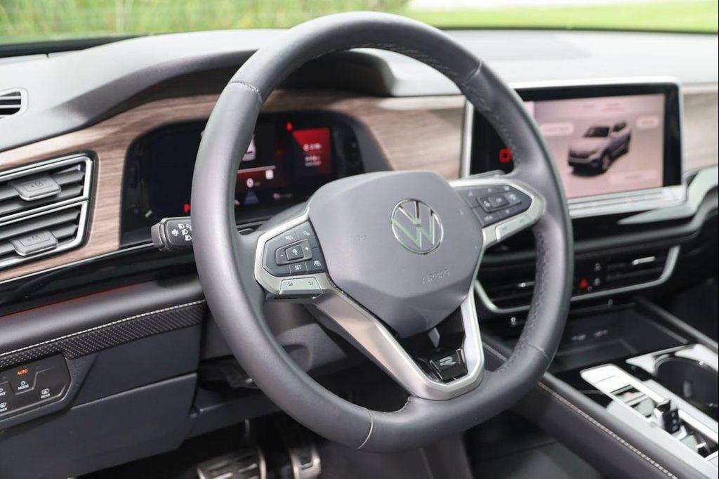 used 2024 Volkswagen Atlas car, priced at $41,490