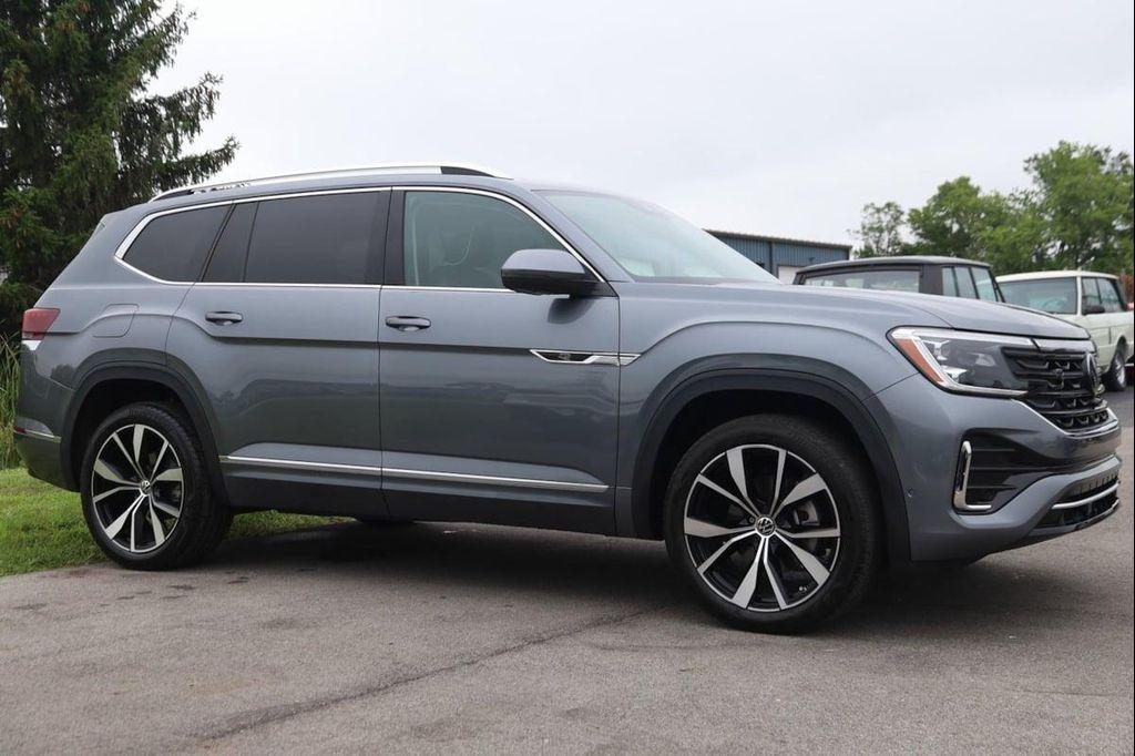used 2024 Volkswagen Atlas car, priced at $41,490