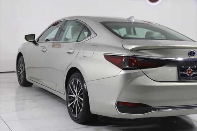 used 2022 Lexus ES 300h car, priced at $37,995