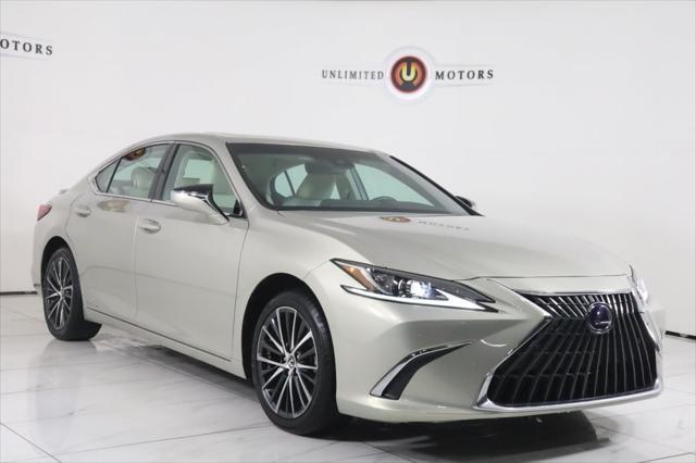 used 2022 Lexus ES 300h car, priced at $37,995