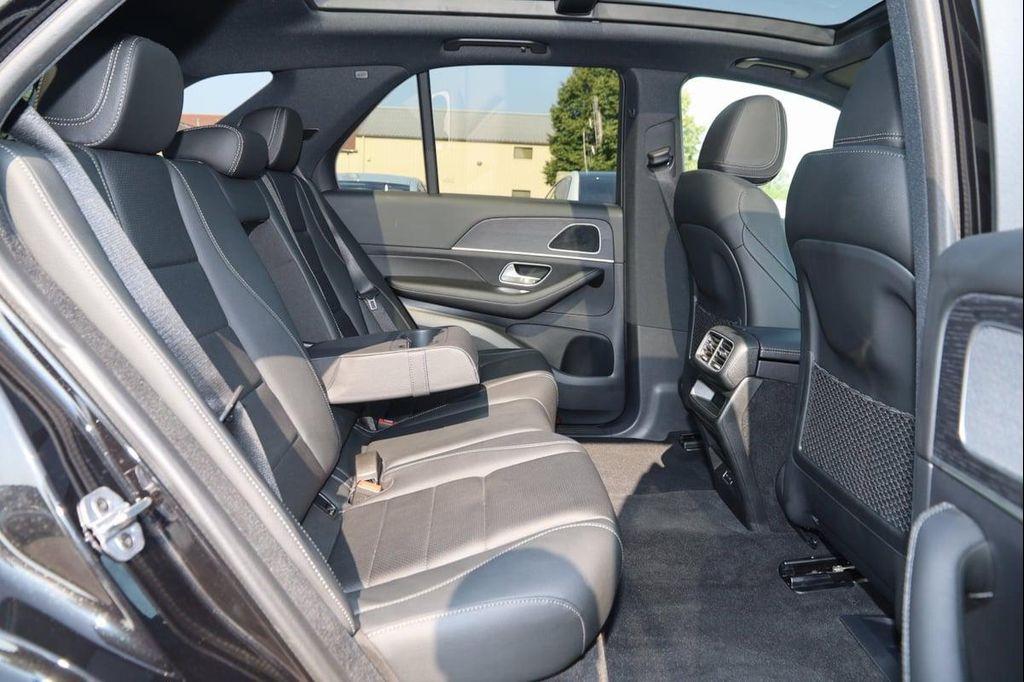 used 2025 Mercedes-Benz GLE 450 car, priced at $71,990