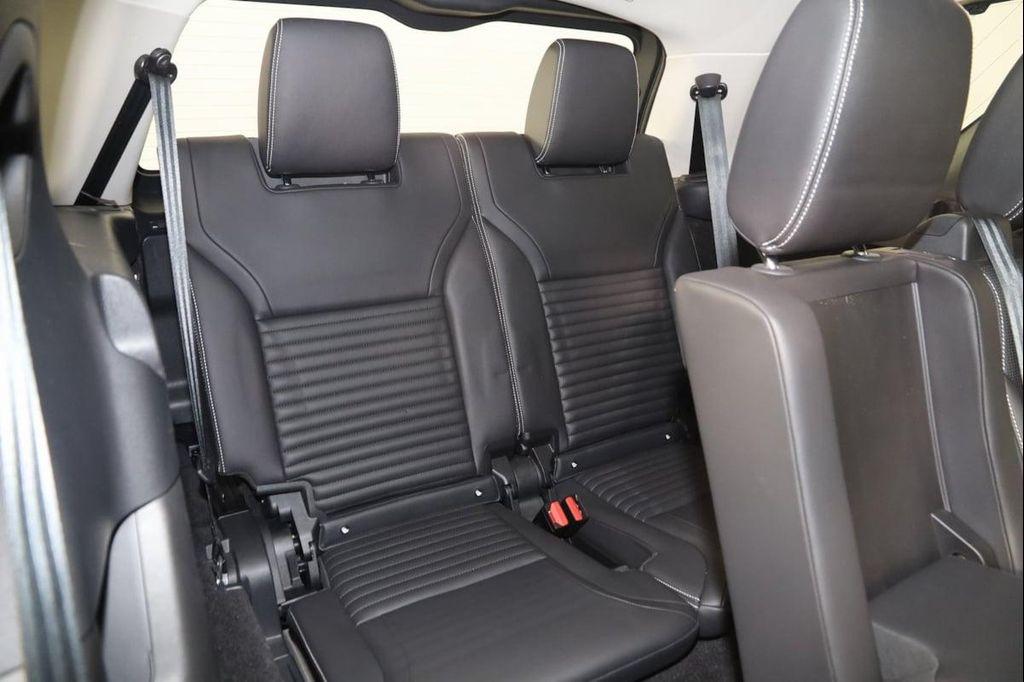 used 2023 Land Rover Discovery car, priced at $41,490