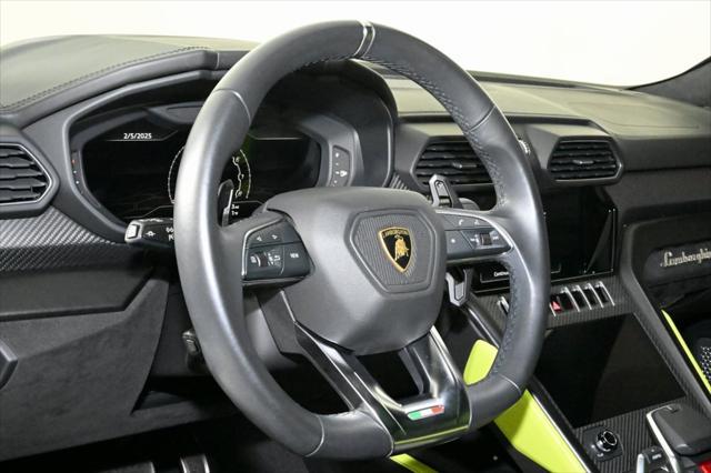 used 2022 Lamborghini Urus car, priced at $245,000