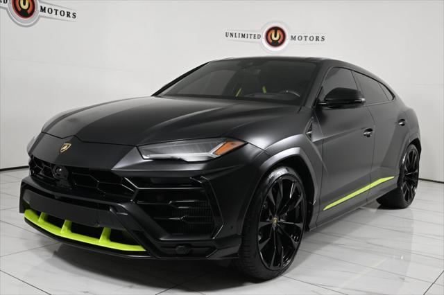 used 2022 Lamborghini Urus car, priced at $245,000