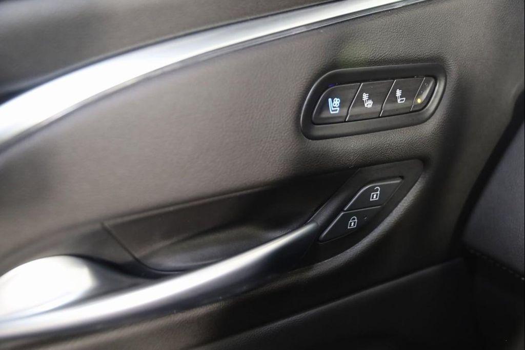 used 2022 Cadillac Escalade ESV car, priced at $58,990