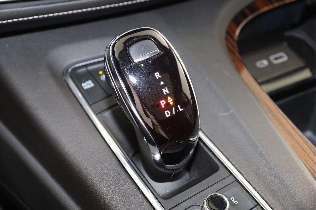 used 2022 Cadillac Escalade ESV car, priced at $58,990