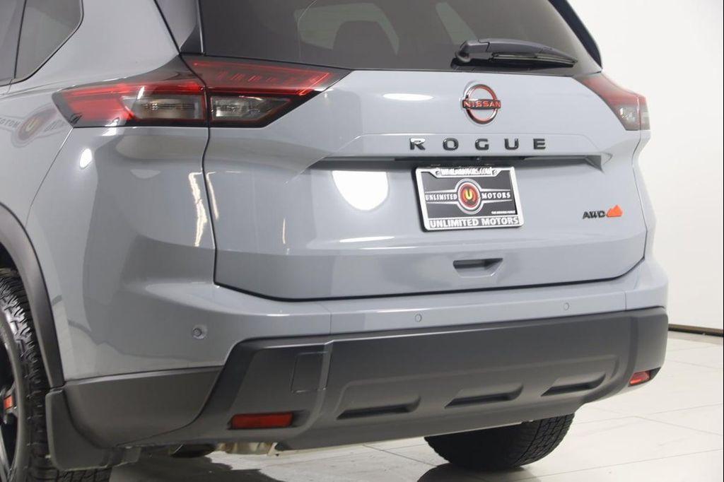 used 2025 Nissan Rogue car, priced at $29,990