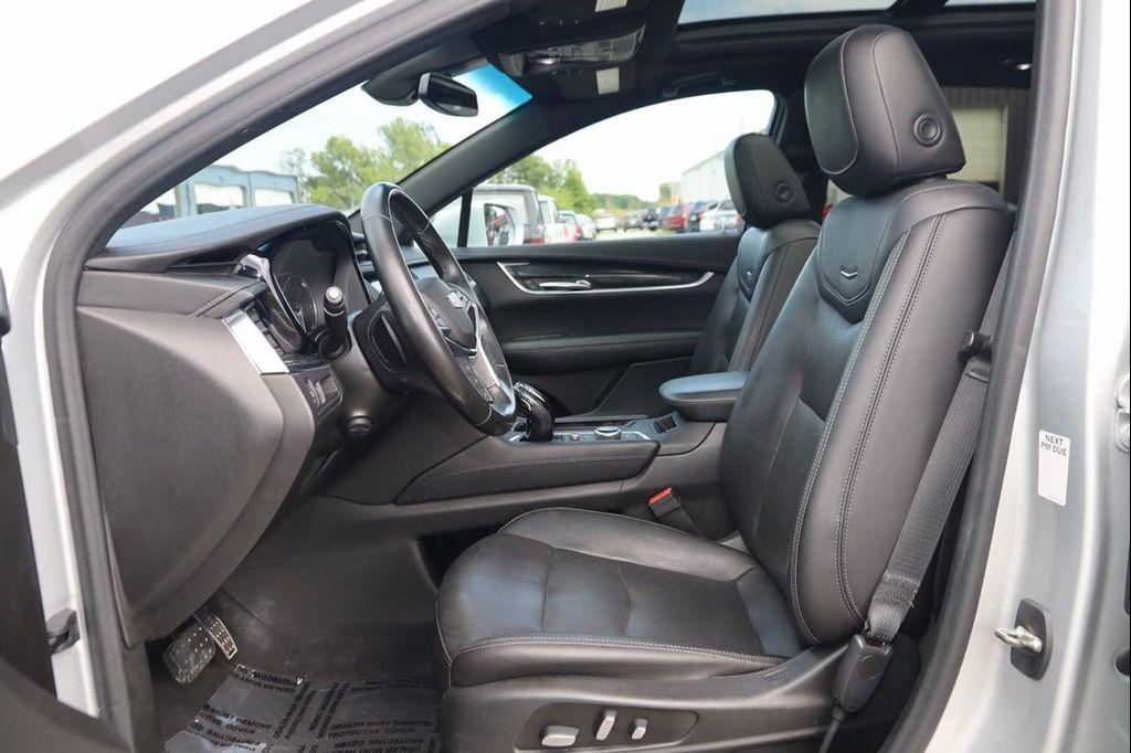 used 2020 Cadillac XT5 car, priced at $19,500