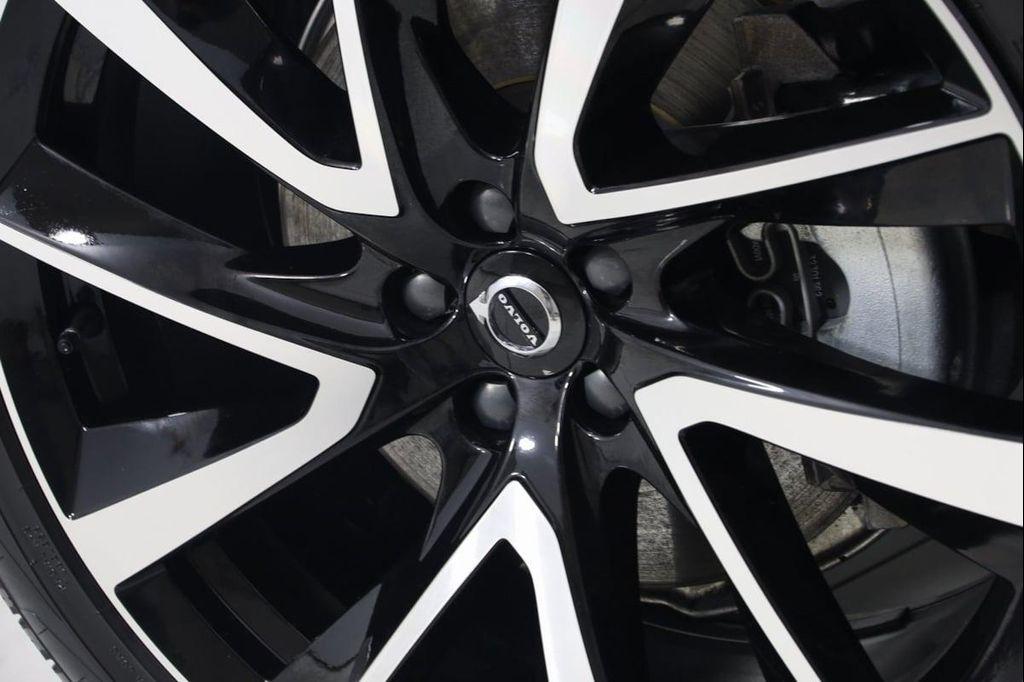 used 2025 Volvo XC90 car, priced at $49,990