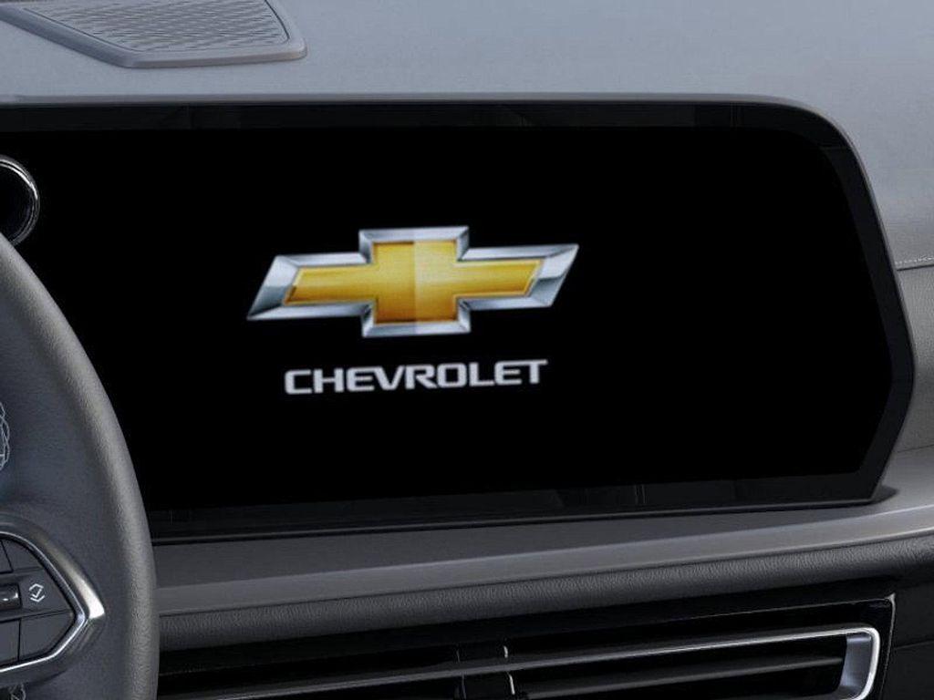 new 2026 Chevrolet Traverse car, priced at $46,205