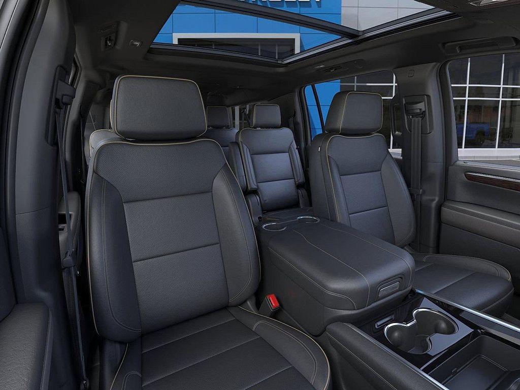 new 2025 Chevrolet Suburban car, priced at $85,910