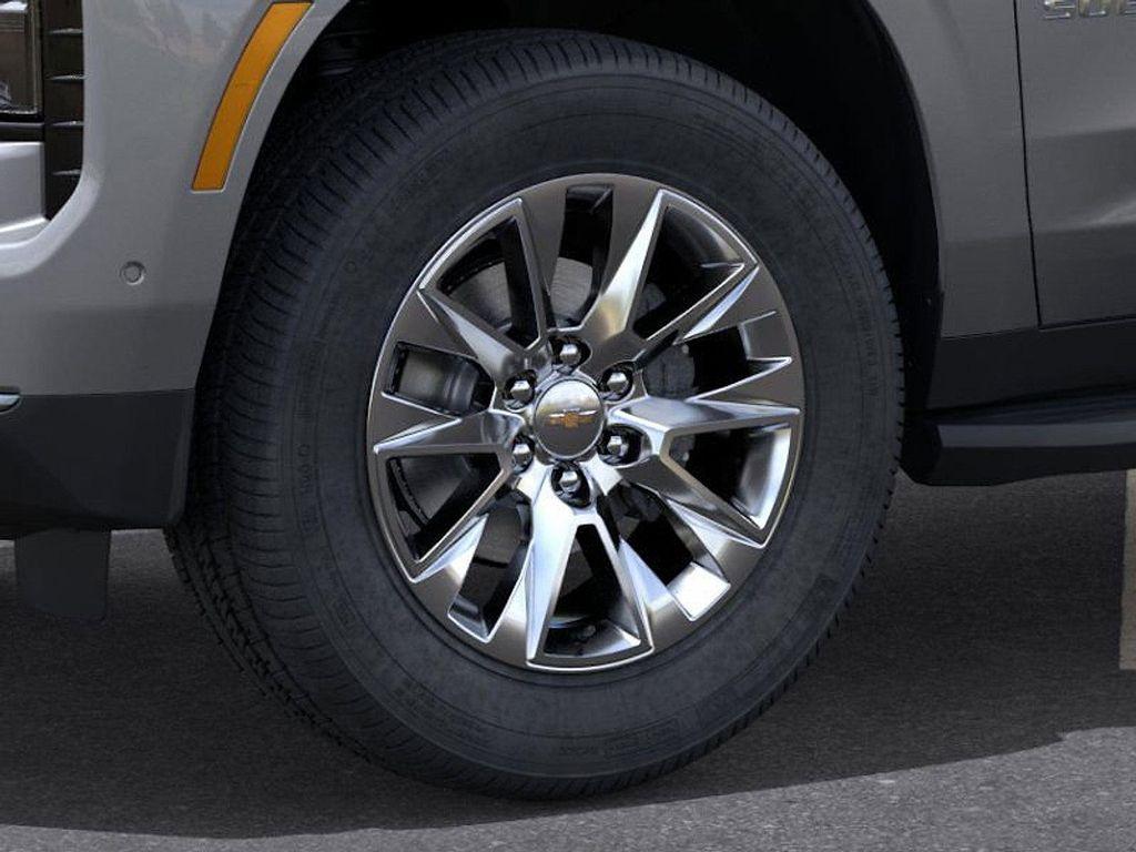 new 2025 Chevrolet Suburban car, priced at $81,795