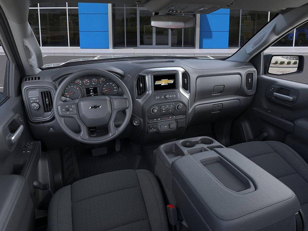new 2025 Chevrolet Silverado 1500 car, priced at $43,270