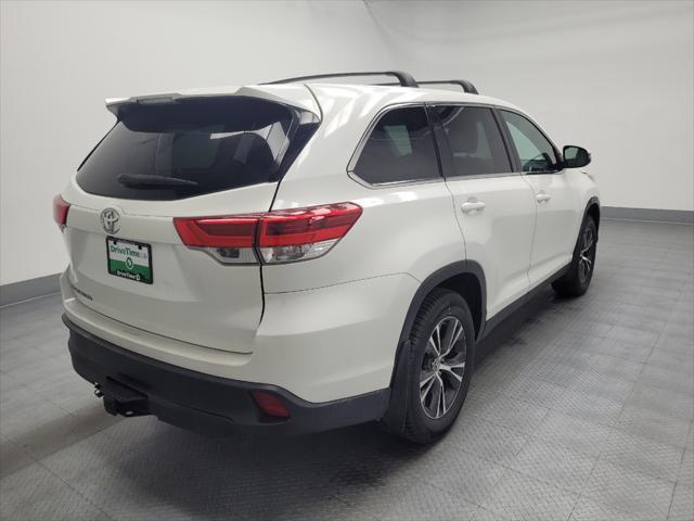 used 2019 Toyota Highlander car, priced at $24,395